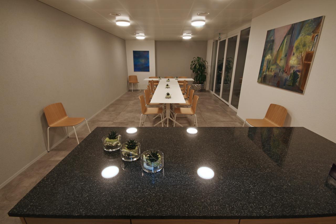 Hotel Flawil Екстер'єр фото