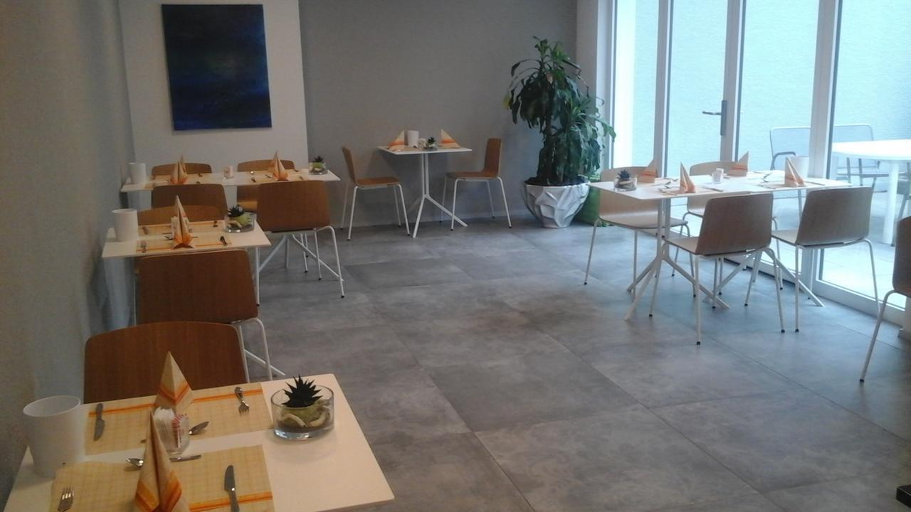 Hotel Flawil Екстер'єр фото