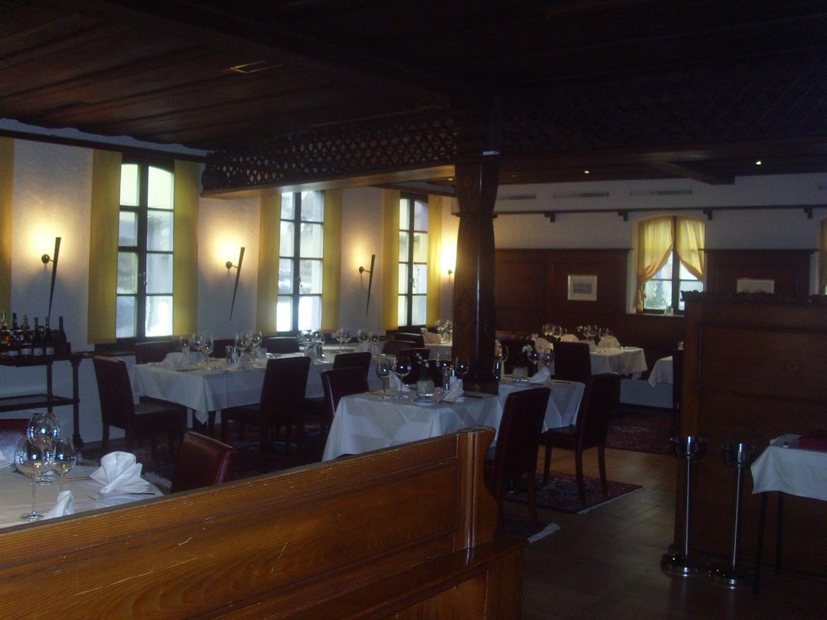 Hotel Flawil Екстер'єр фото