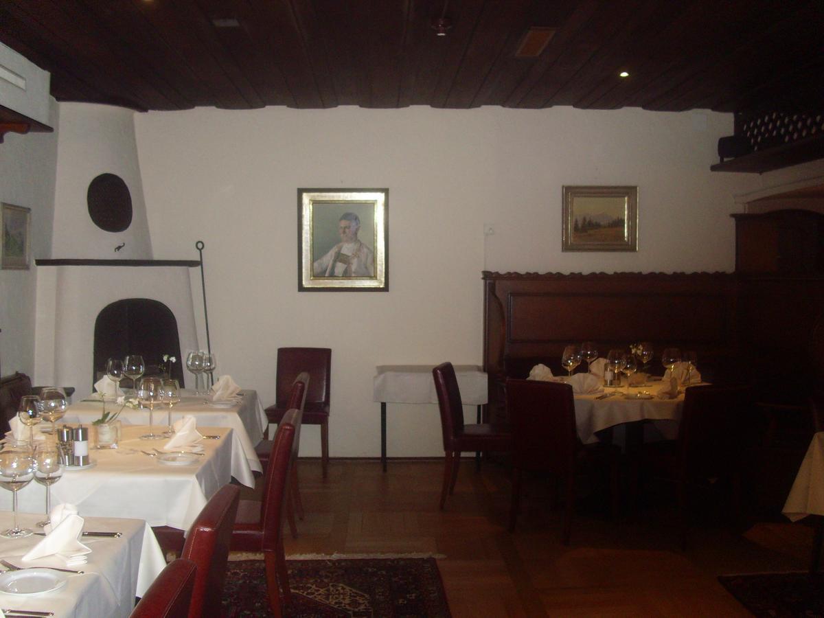 Hotel Flawil Екстер'єр фото